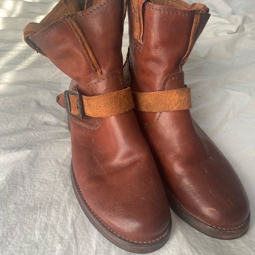 Frye Women’s Brown Leather harness Boots 8